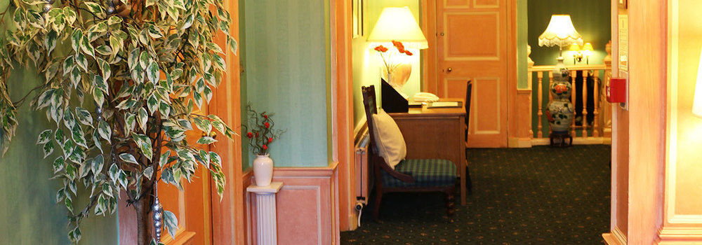 Grosvenor Gardens Hotel Edimburgo Esterno foto