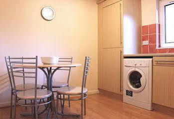 Grosvenor Gardens Hotel Edimburgo Esterno foto